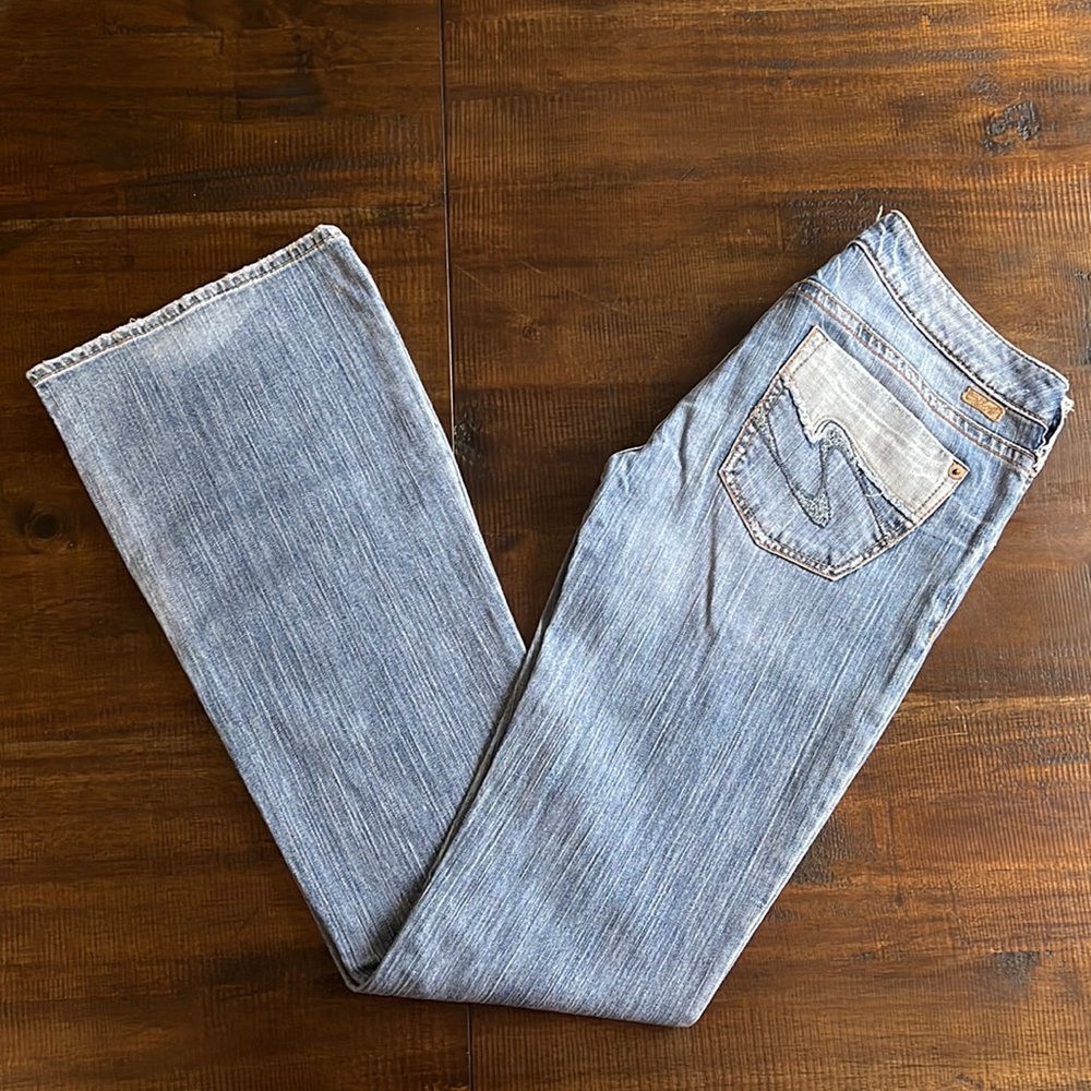 Silver jeans. Women’s size 30L.